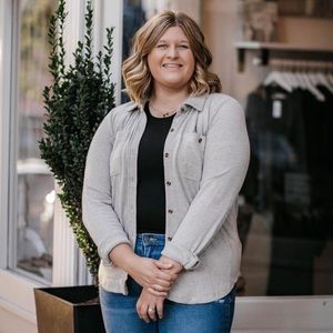 Meet your Posher, Ashley